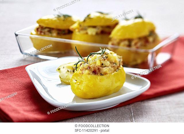 Stuffed rosemary potatoes