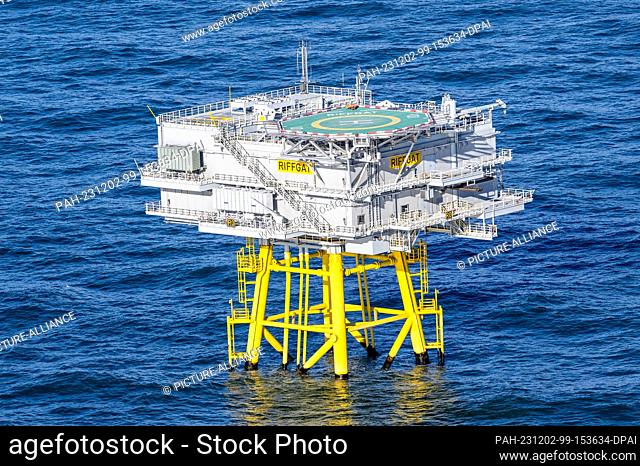 PRODUCTION - 16 November 2023, North Sea, --: The transformer platform of the Riffgat offshore wind farm, around 15 kilometers north of the island of Borkum