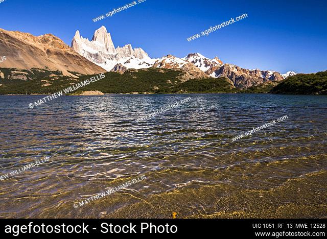 Lago Capri (Capri Lake) with Mount Fitz Roy (aka Cerro Chalten) behind, El Chalten, Patagonia, Argentina