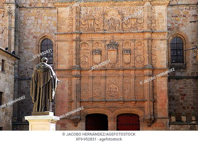 Plateresque facade of the University of Salamanca and statue of Fray Luis de Leon. Salamanca. Castilla y Leon. Spain