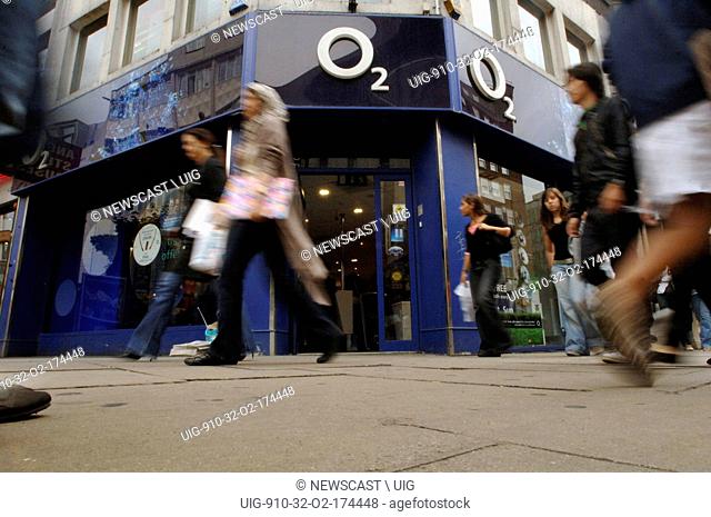 Exterior of an O2 store