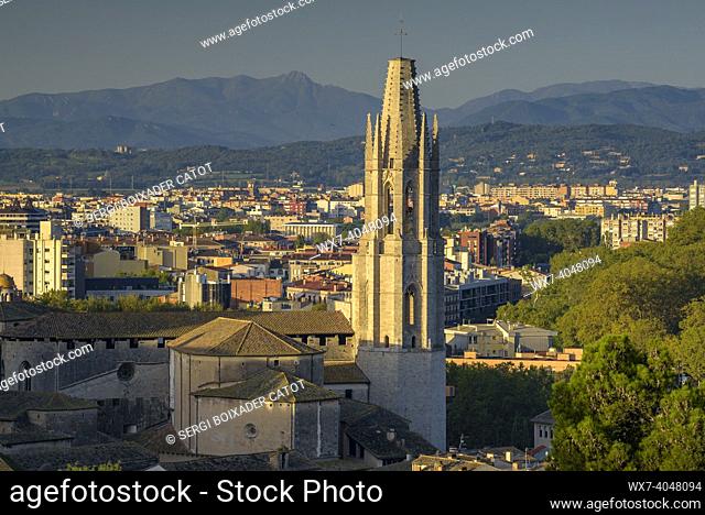 City of Girona and basilica of Sant Feliu in the morning. In the background, the Montseny mountain (Catalonia, Spain)