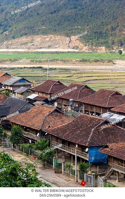 Vietnam, Muong Lay, elevated town view by the Song Da Reservoir