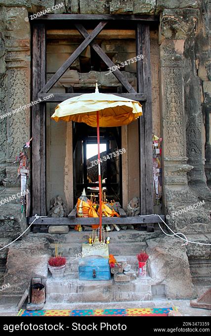 Shrine on the top of temple Phnom Bakheng, Angkor, Cambodia