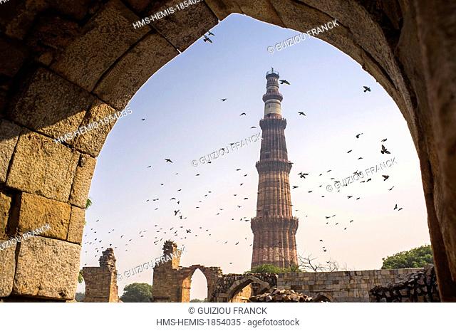 India, Delhi, Qutb Minar site listed as World Heritage by UNESCO, 13th century minaret, 72m high, 14m diameter on the base and 2, 50m at the top