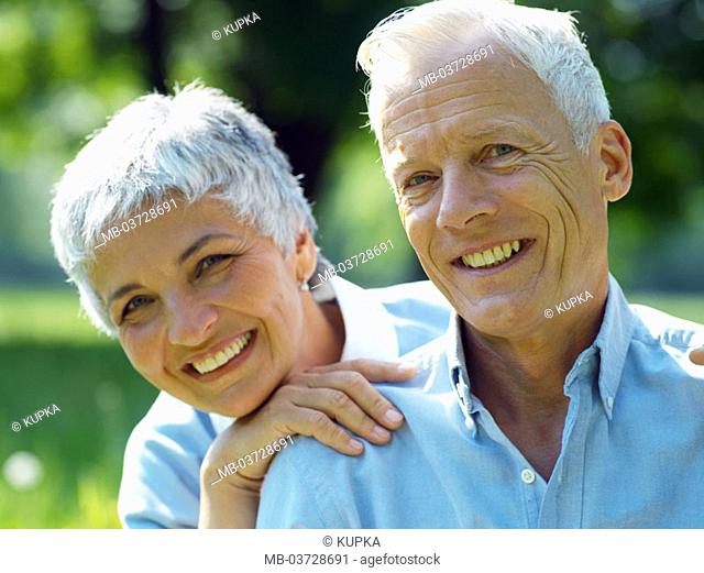 Park, meadow, senior pair, sits,  consecutively, smiles, portrait  Series, seniors, pair, well Age, grey-haired, relationship, partnership, touch, shoulder