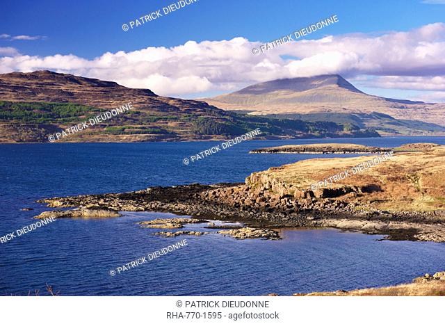Loch Scridain and Ben More in the distance, Isle of Mull, Inner Hebrides, Scotland, United Kingdom, Europe