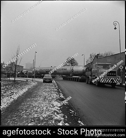 ***JANUARY 19, 1973, FILE PHOTO***  A huge synthesis reactor for the production of urea with an output of 1050 tons in twenty-four hours was shipped from Brno...