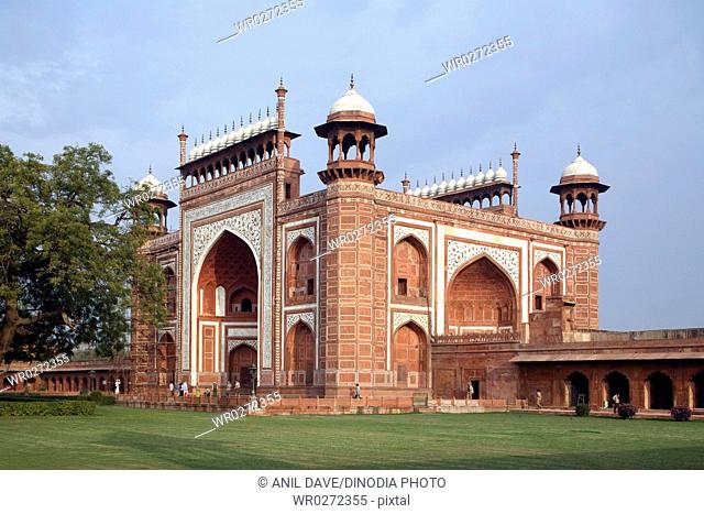 World heritage Taj Mahal , Agra , Uttar Pradesh , India