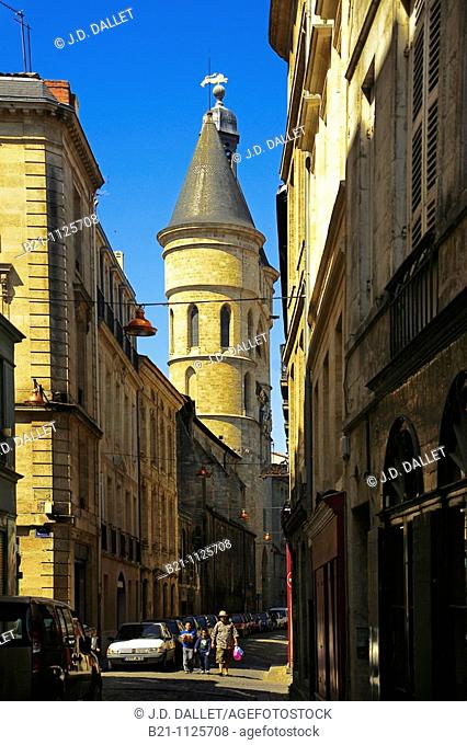 Rue Teulére in the old Bordeaux with the tower of the Grosse Cloche in background, Bordeaux, Gironde, Aquitaine, France