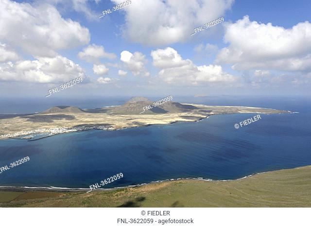 View from Mirador del Rio to Island La Graciosa and Caleta del Sebo, Lanzarote, Canary Islands, Spain, Europe