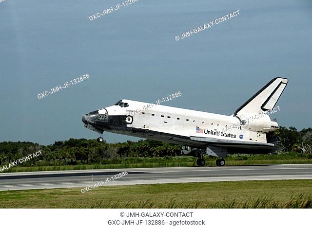 Space Shuttle Endeavour approaches landing Runway 15 of the Shuttle Landing Facility at NASA's Kennedy Space Center, concluding the 16-day, 6