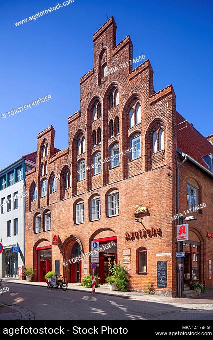 Löwenapotheke, historic gabled house in the old town, Lübeck, Schleswig-Holstein, Germany, Europe