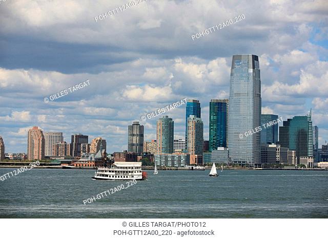 usa, etat de New York, New York City, Manhattan, financial district, pointe de Manhattan, ferry pour Staten Island, buildings, baie, bateaux