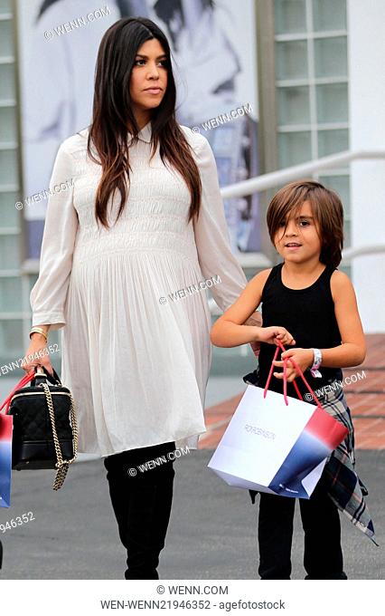 Kourtney Kardashian shops at Fred Segal with her son, Mason. Featuring: Kourtney Kardashian, Mason Disick Where: Los Angeles, California