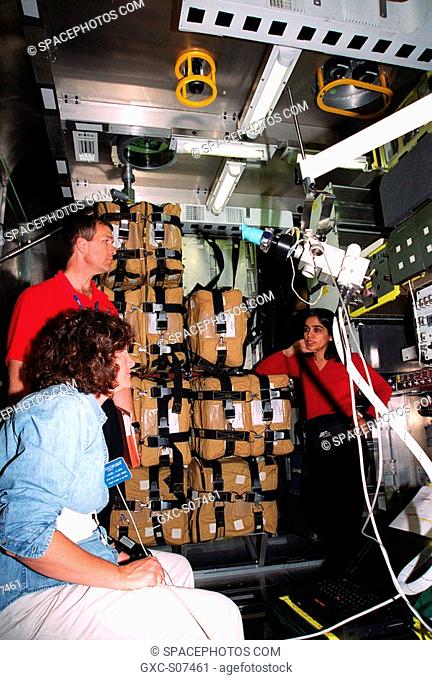 06/11/2001 -- At SPACEHAB, Cape Canaveral, Fla., members of the STS-107 crew discuss the experiments in the Spacehab module