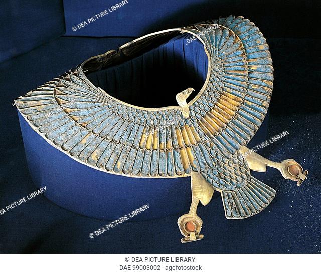 Egyptian civilization, Third Intermediate Period, Dynasty XXI-XXII. Treasure of Tanis. Vulture shaped gold breastplate belonged to King Sheshong