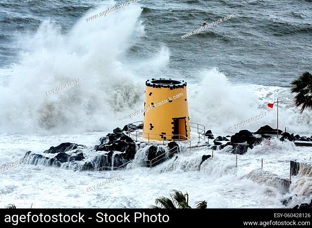 FUNCHAL, MADEIRA/PORTUGAL - APRIL 9 : Tropical storm hitting the lookout tower in the grounds of the Savoy Hotel Funchal Madeira on April 9, 2008