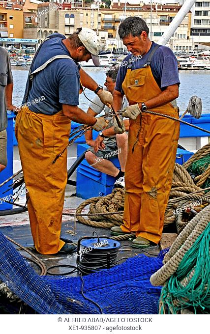 Fishers, Palamos port, Catalonia, Spain