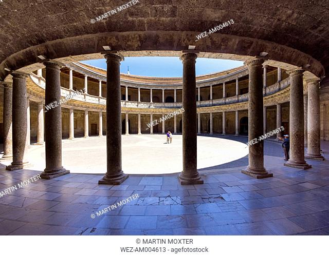 Spain, Granada, view to courtyard of Palacio de Carlos V