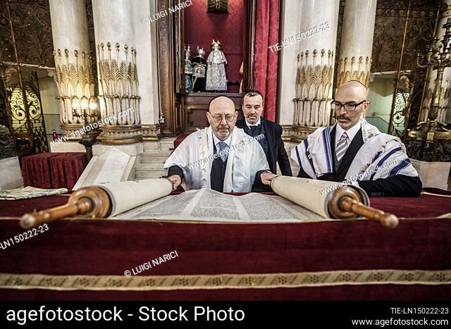 The custodian of the Synagogue of Rome Gabriele Sonnino with Rabbi Alberto Funaro and Rabbi Cesare Efrati, during the preparation of a religious ceremony , Rome