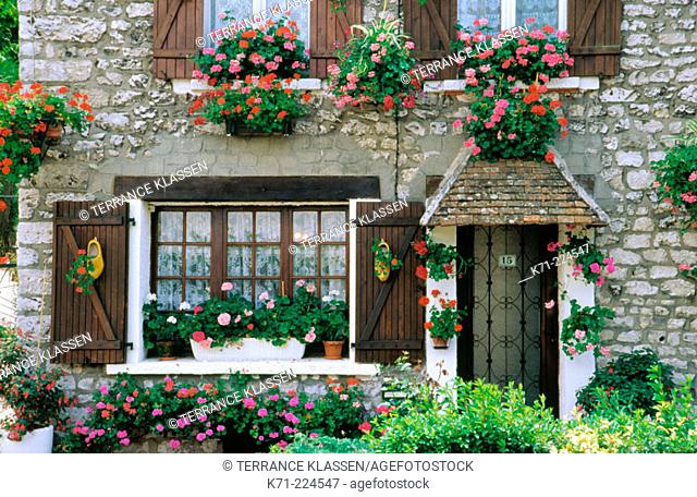 Home exterior. Giverny. France