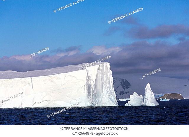 The icebergs and mountains of Admiralty Bay, King George Island, Antarctica