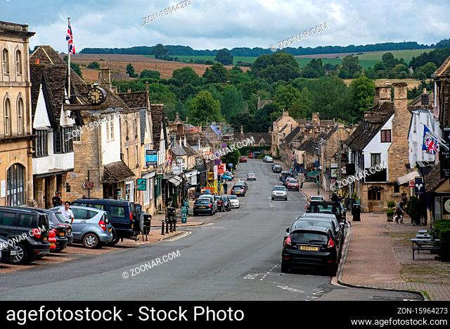 Burford Oxfordshire Uk- 19 July 2020 : Looking down hill into the Cotswold Town of Burford