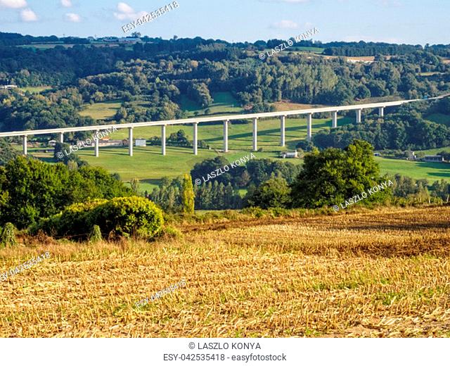 Viaduct on the C-535 Sarria-Portomarín motorway - Barbadelo, Galicia, Spain