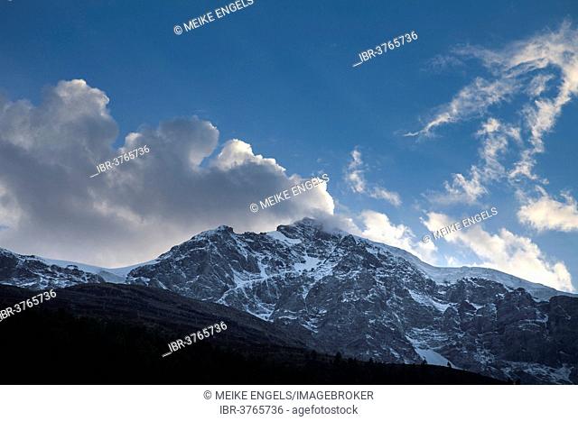 Mt Ortler or Mt Ortles, 3905m, South Tyrol province, Trentino-Alto Adige, Italy