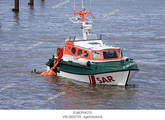 Rescue ship - 01/01/2011