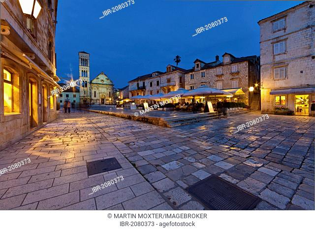 Trg Svetog Stjepana, St. Stephen's square, Cathedral of St. Stephen, Katedrala Svetog Stjepana, Hvar, Hvar Island, central Dalmatia, Dalmatia, Adriatic coast