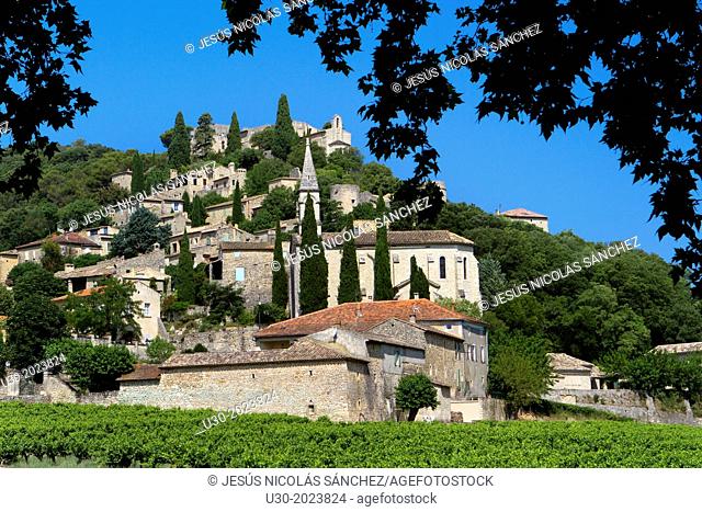 Overview of Roque-sur-Ceze, labelled The Most Beautiful Villages of France, in Gard deparment, Languedoc-Roussillon region. France