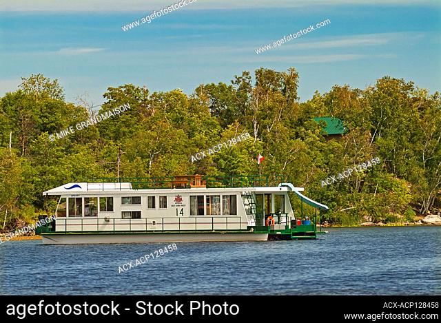 Houseboat on Lake of the Woods, Lake of the Woods, Ontario, Canada