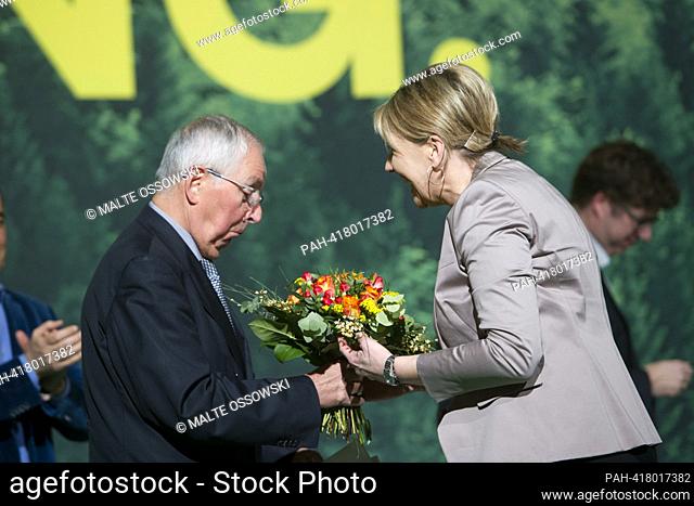 ARCHIVE PHOTO: Klaus TOEPFER turns 85 on July 29, 2023, Simone PETER (M/Federal Chairperson of Alliance 90/The Greens) during her farewell speech
