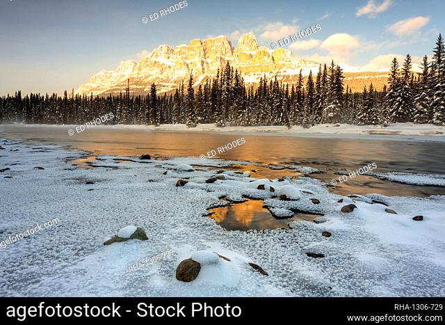 Castle Mountain in winter, Banff National Park, UNESCO World Heritage Site, Alberta, Canada, North America