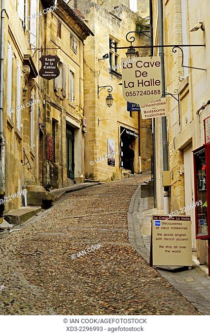 Rue de la Cadene, Saint Emilion, Gironde Department, Aquitaine, France