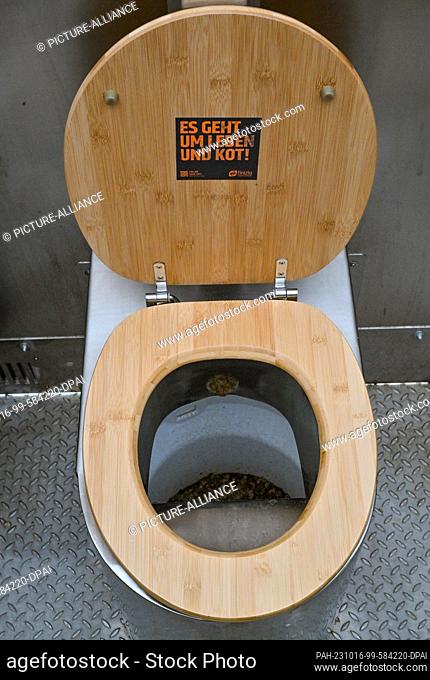 16 October 2023, Brandenburg, Eberswalde: A dry separation toilet is on display at the opening of a research facility for the production of recycled fertilizer...