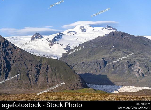 View of glacier tongues and mountains, glacier tongues on Vatnajökull glacier, Mount Kristínartindar, Vatnajökull National Park, Austurland, Iceland, Europe