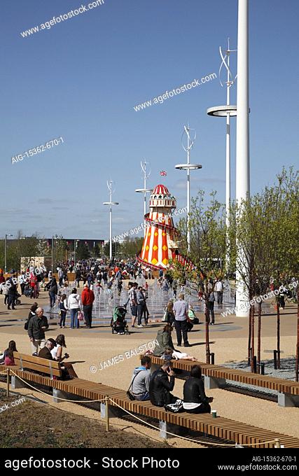 Fountains in front of helyer skelter and turbines | | Designer: LDA/Hargreaves