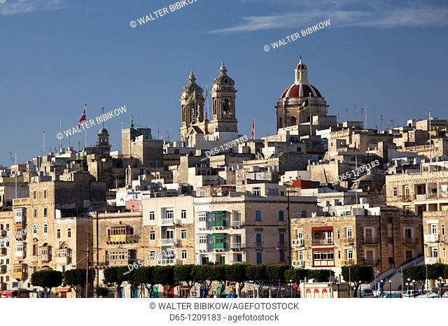 Malta, Valletta, Senglea, L-Isla, town and harbor from Vittoriosa, Birgu, morning