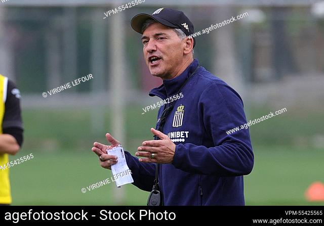 Charleroi's head coach Felice Mazzu gestures during a training session at the winter training camp of Belgian first division soccer team Sporting Charleroi in...