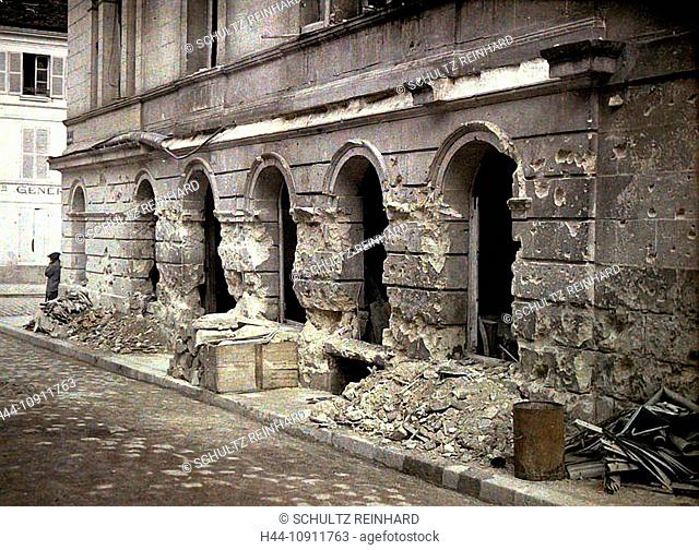 War, Europe, world war I, 1917, Europe, world war, color photo, Autochrome, F. Cuville, western front, department Aisne, France, Soissons, theater, ruins