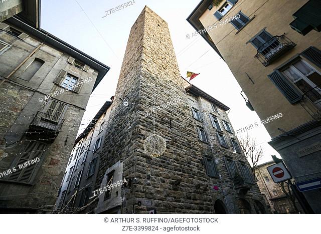 Gombito Tower (Torre del Gombito), Upper City (CittÃ  Alta), Bergamo, Lombardy, Italy, Europe