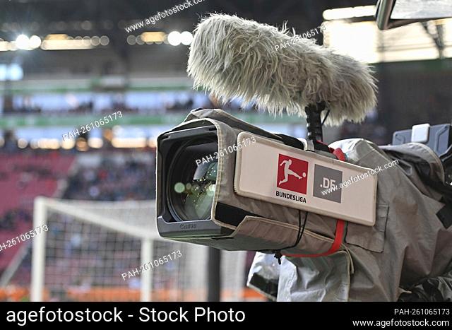 Edge motif, feature: television camera, television broadcast, television rights, camera, football broadcast. Bundesliga logo