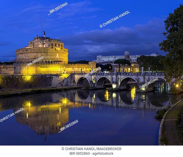 Castel Sant'Angelo and Ponte Sant'Angelo, Rome, Lazio, Italy