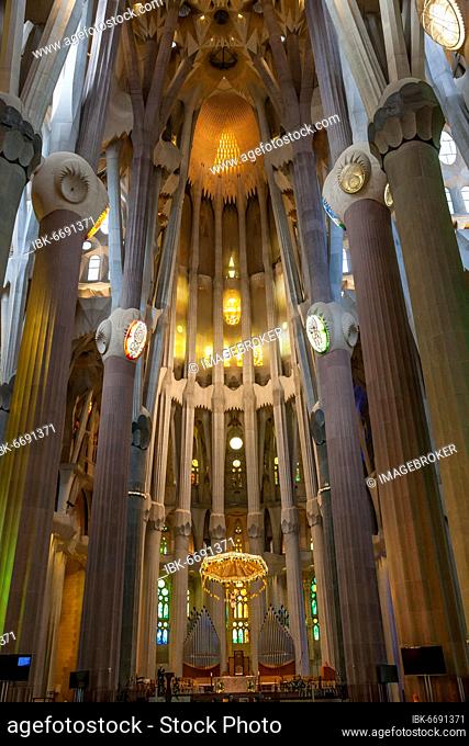 Interior of the Sagrada Família or Basílica i Temple Expiatori de la Sagrada Família, Expiatory Church of the Holy Family, designed by architect Antoni Gaudí