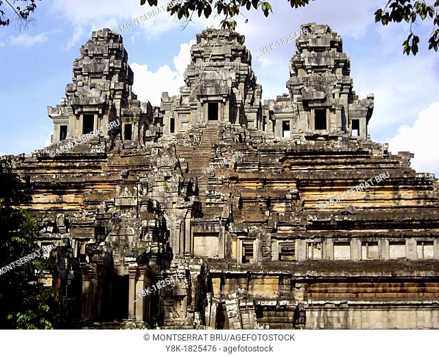 Angkor Ta Kheo Temple general view, Cambodia