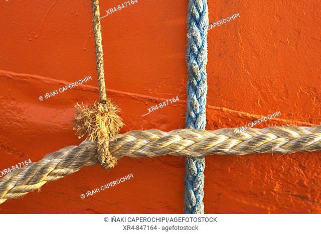 Ropes, ria of Zumaya, Guipuzcoa (Gipuzkoa), Basque Country, Spain
