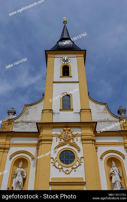 Parish Church of the Assumption of the Virgin Mary in the old town of Hollfeld, Hollfeld municipality, Franconian Switzerland, Bayreuth county, Upper Franconia